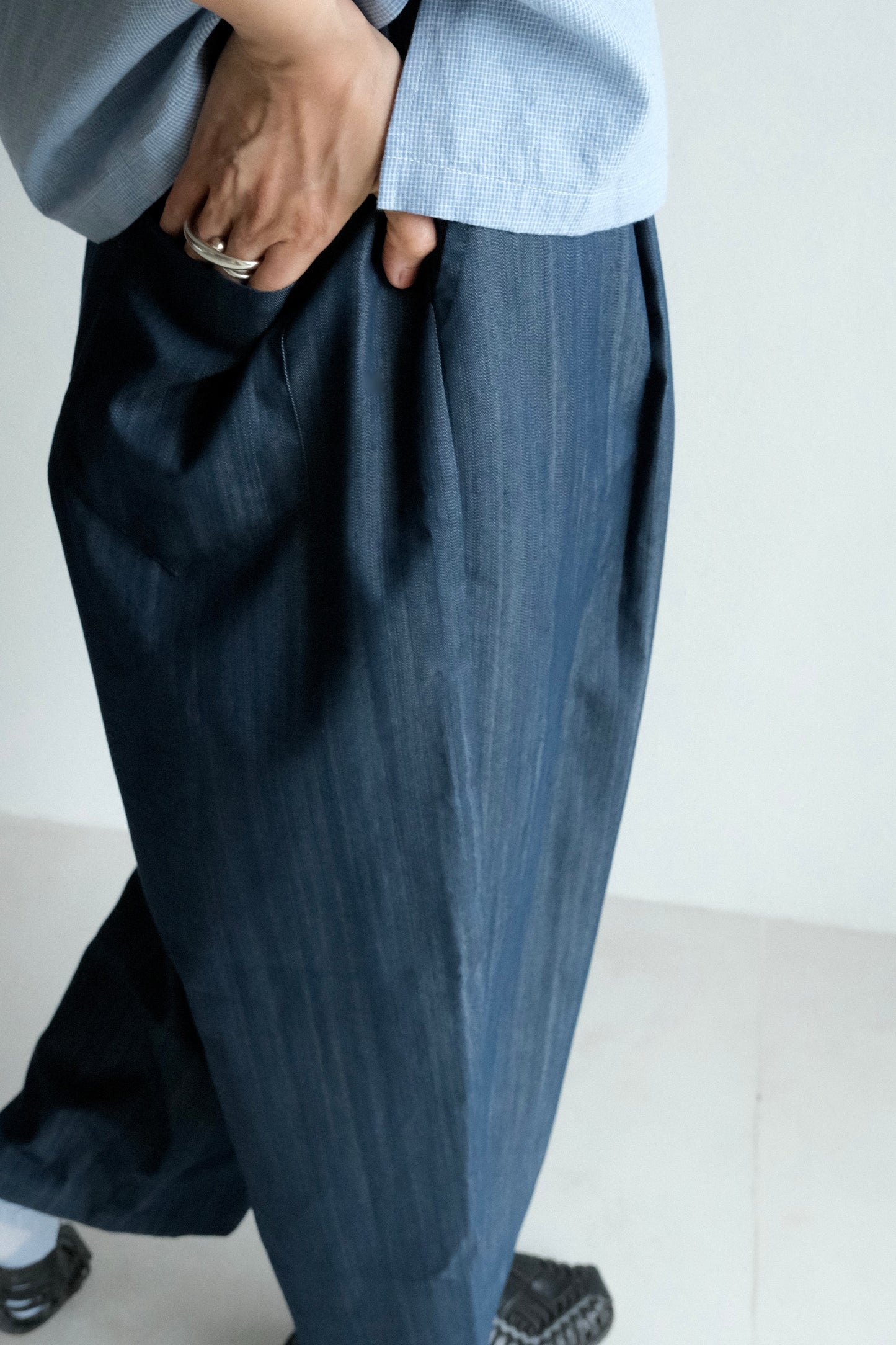 Unisex 打摺牛仔寬褲