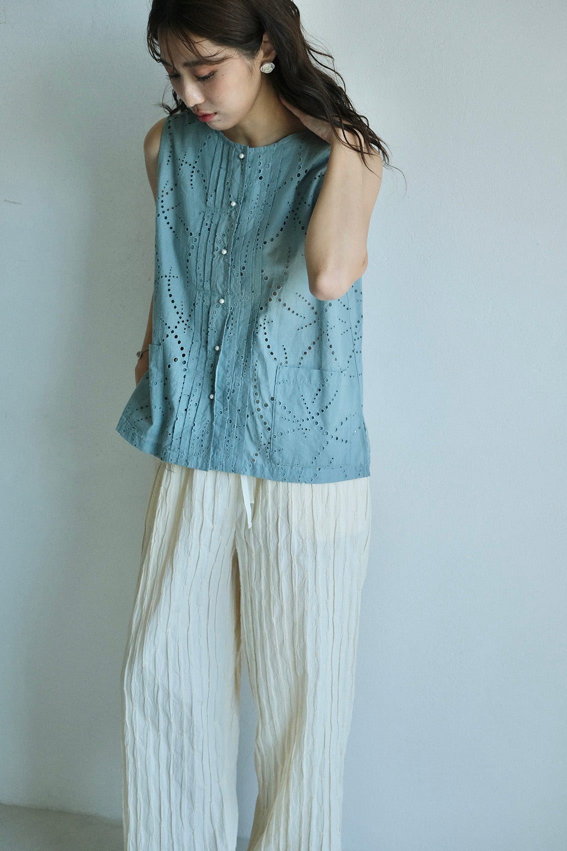 刺繡蕾絲背心 (3色)