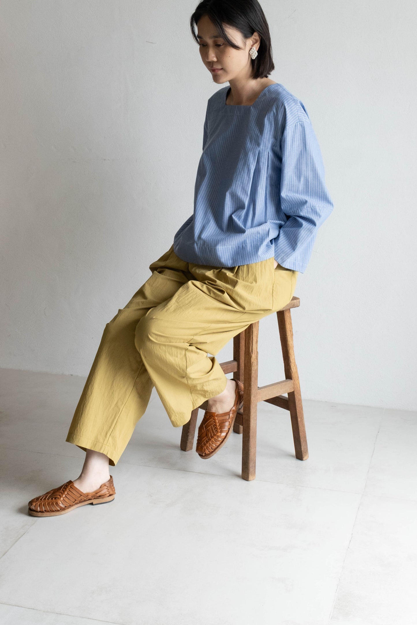 方領箱型條紋上衣 - 藍