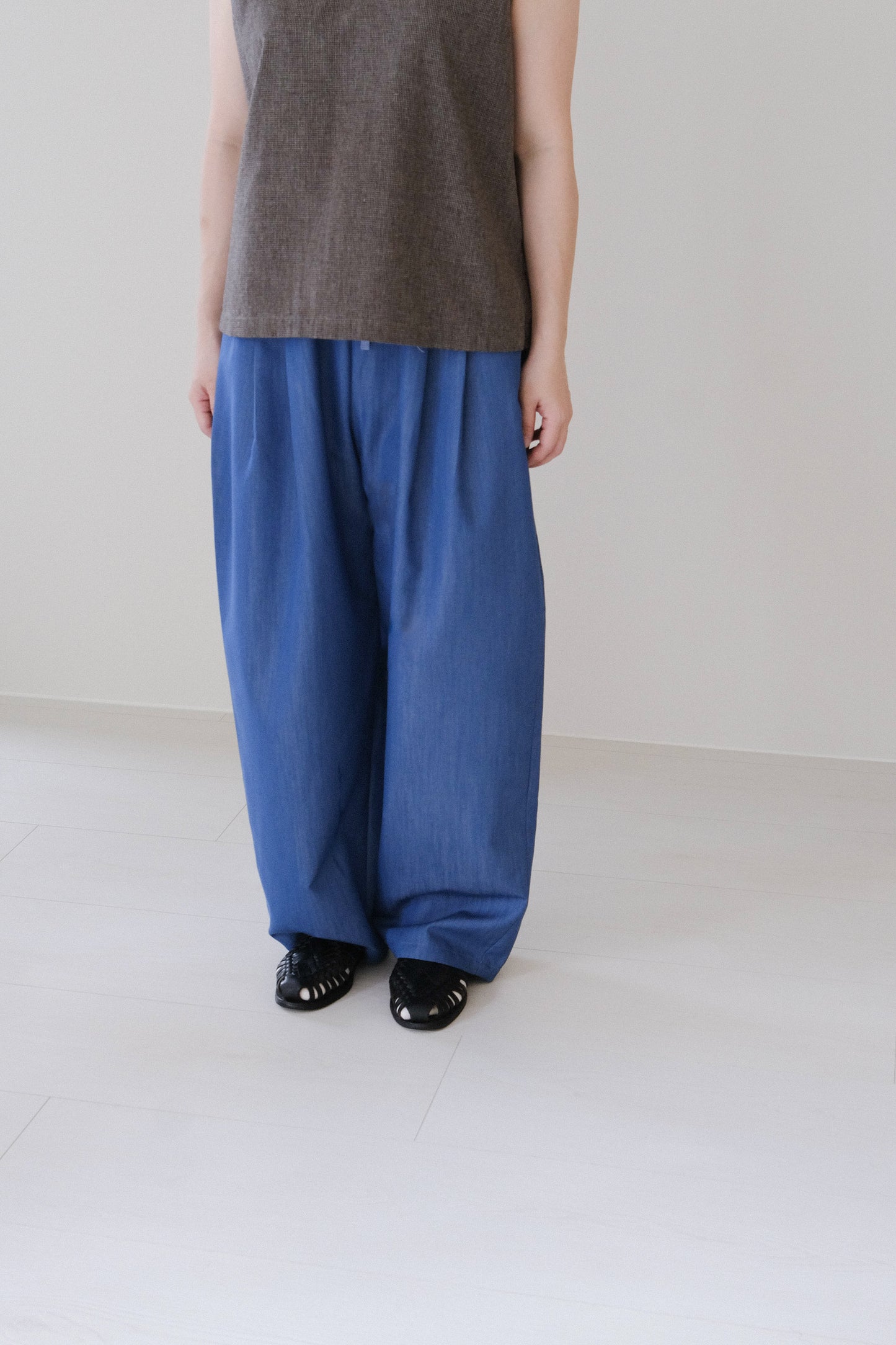 打摺牛仔鬆緊帶寬褲-2 colors