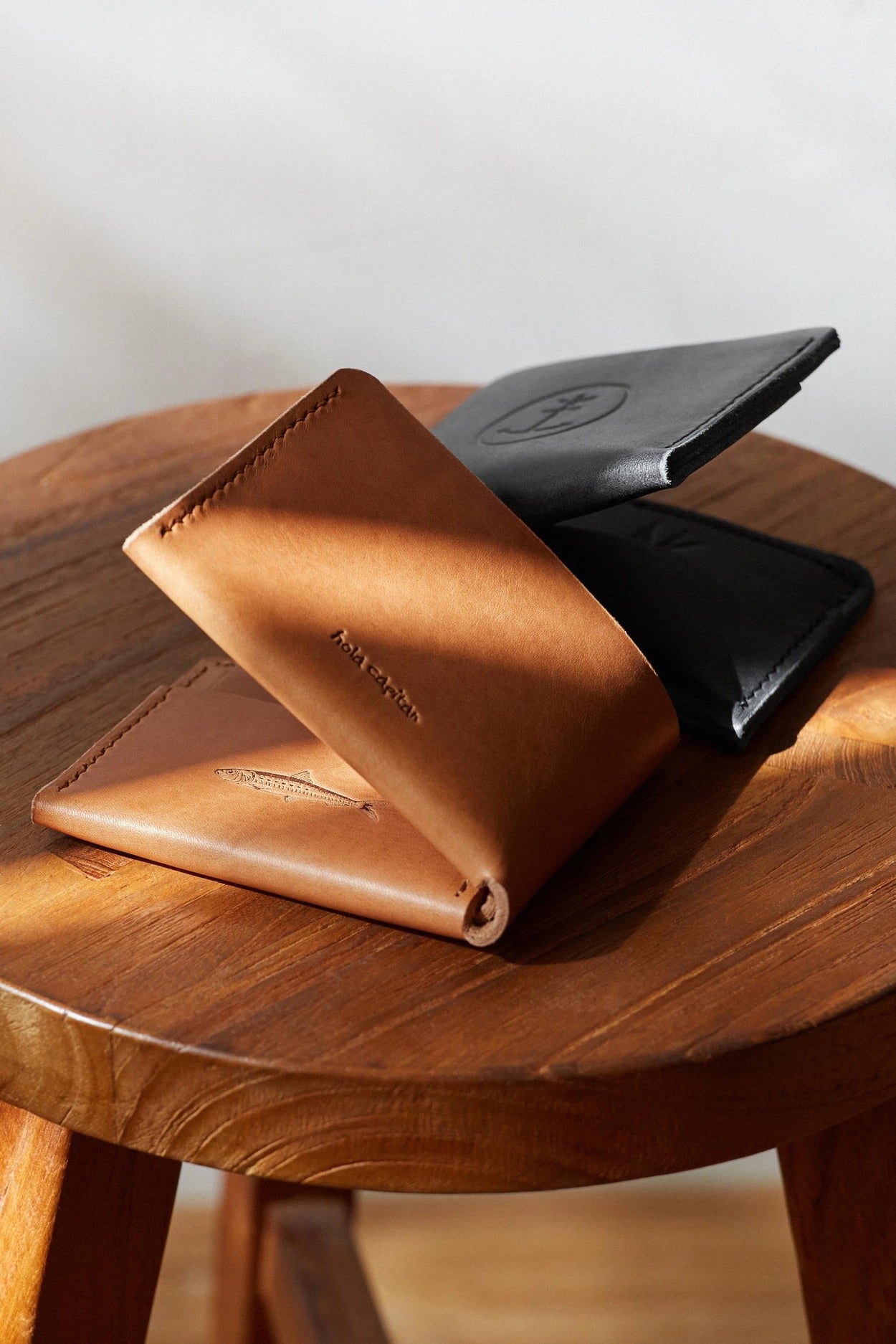 Capitan Half Wallet (2 colors)