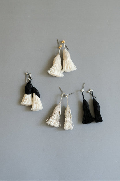 tassel earring (4 colors)