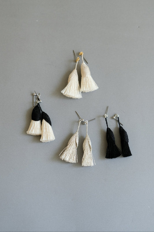 tassel earring (4 colors)