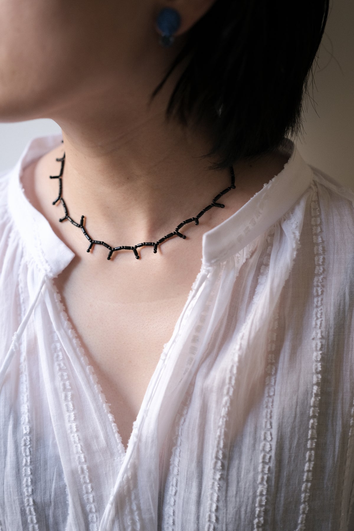 short stone necklace - Black