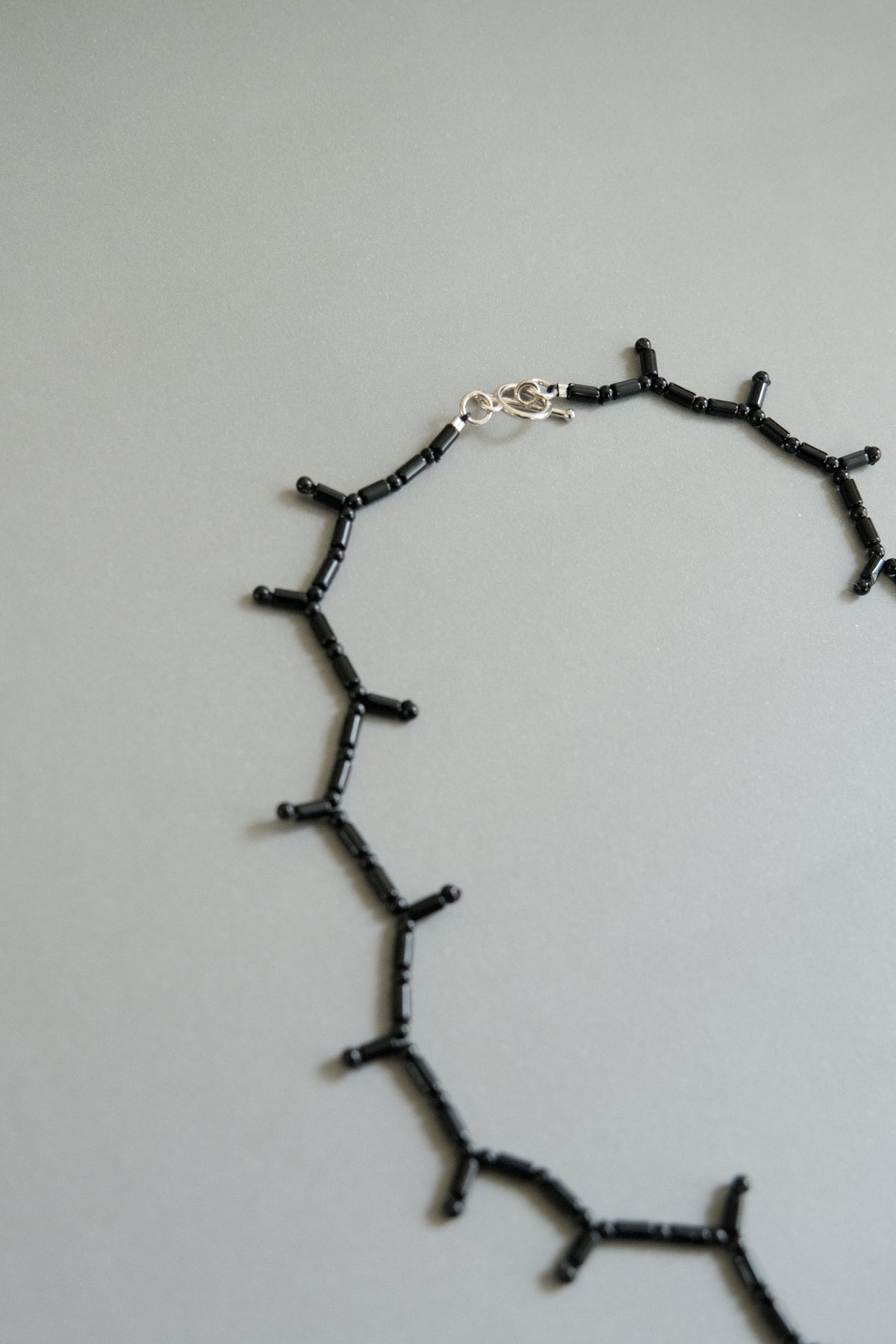 short stone necklace - Black