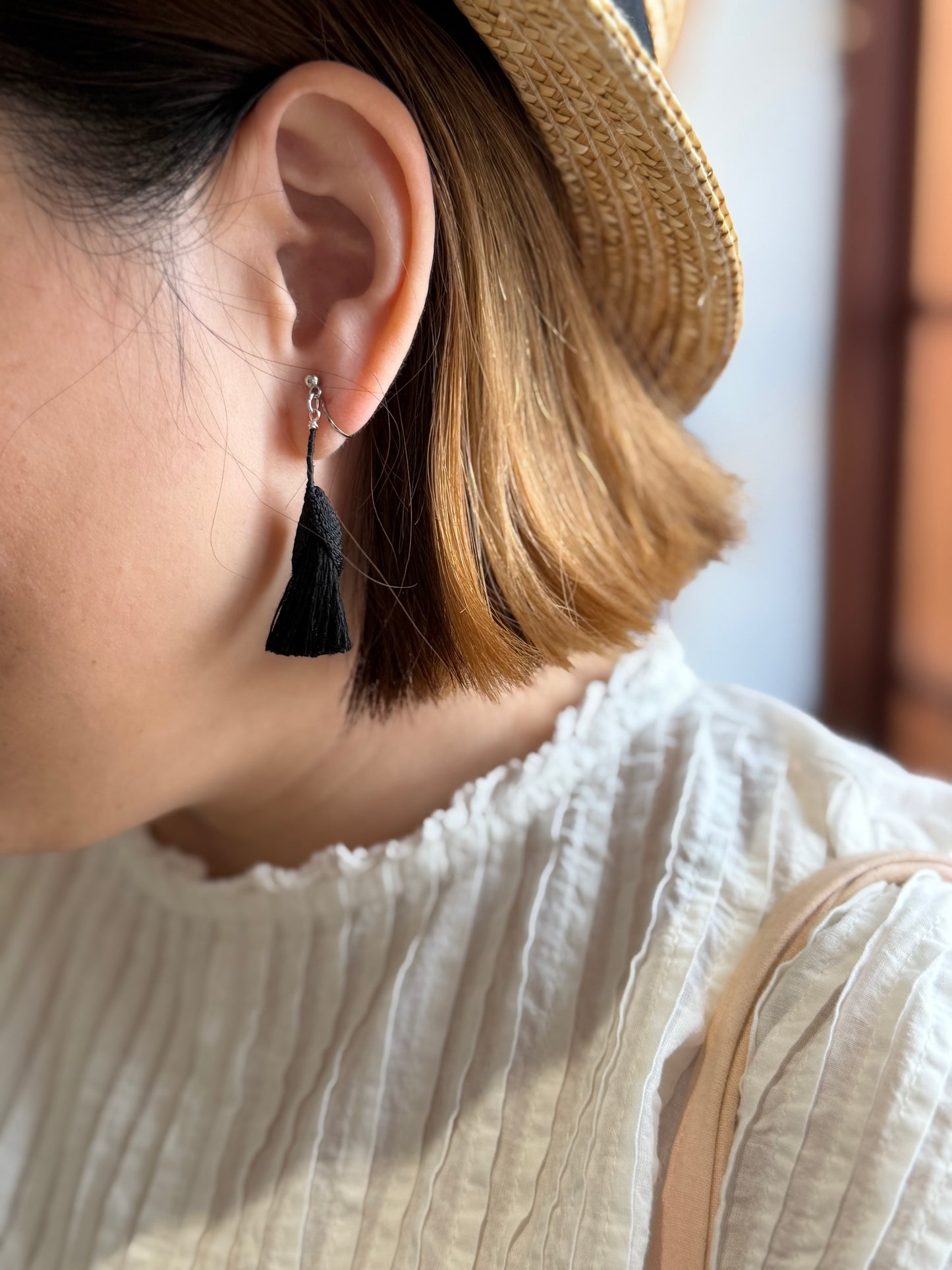 tassel earring (4 colors)