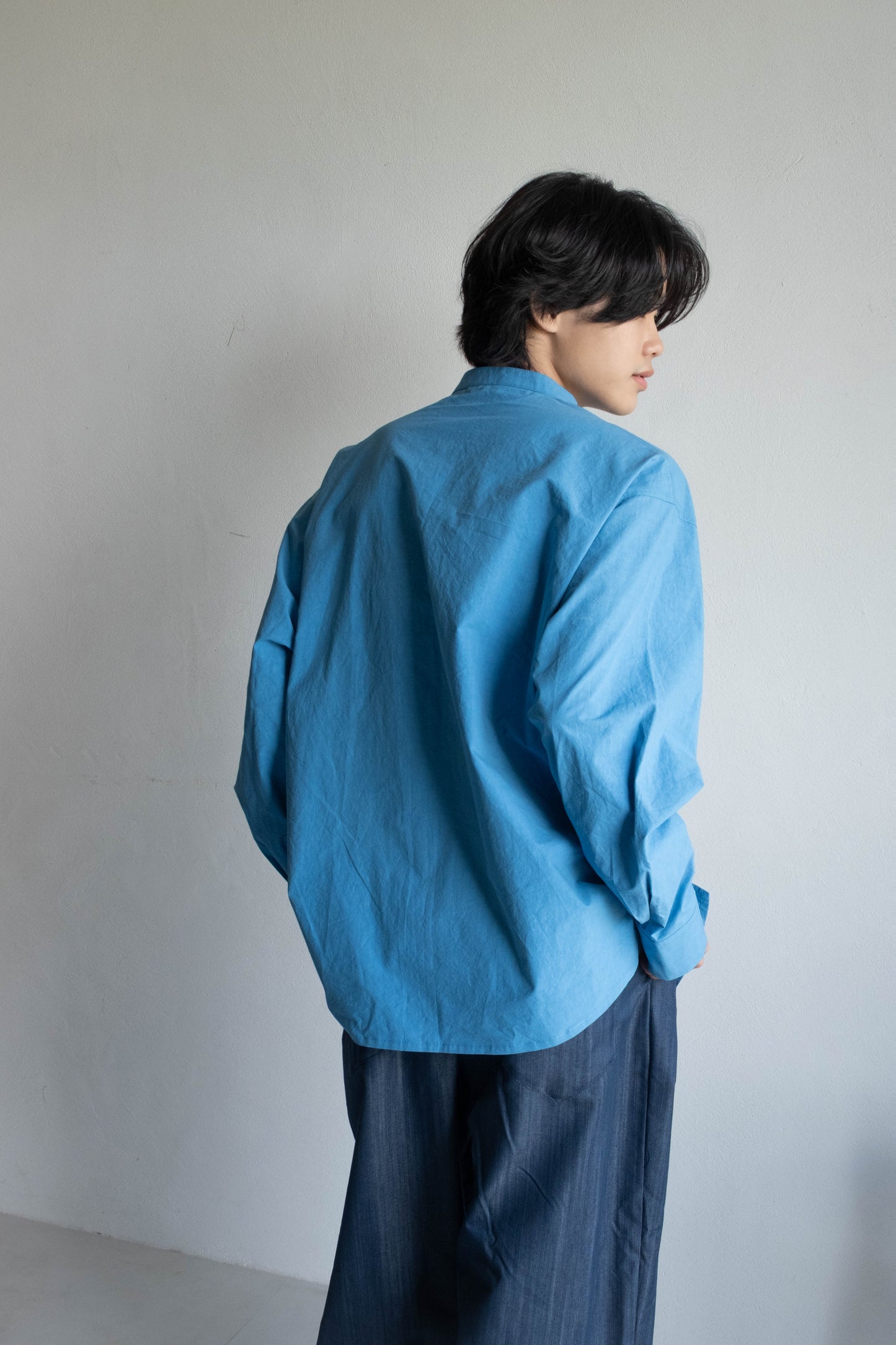 半開襟活摺襯衫 - 蔚藍