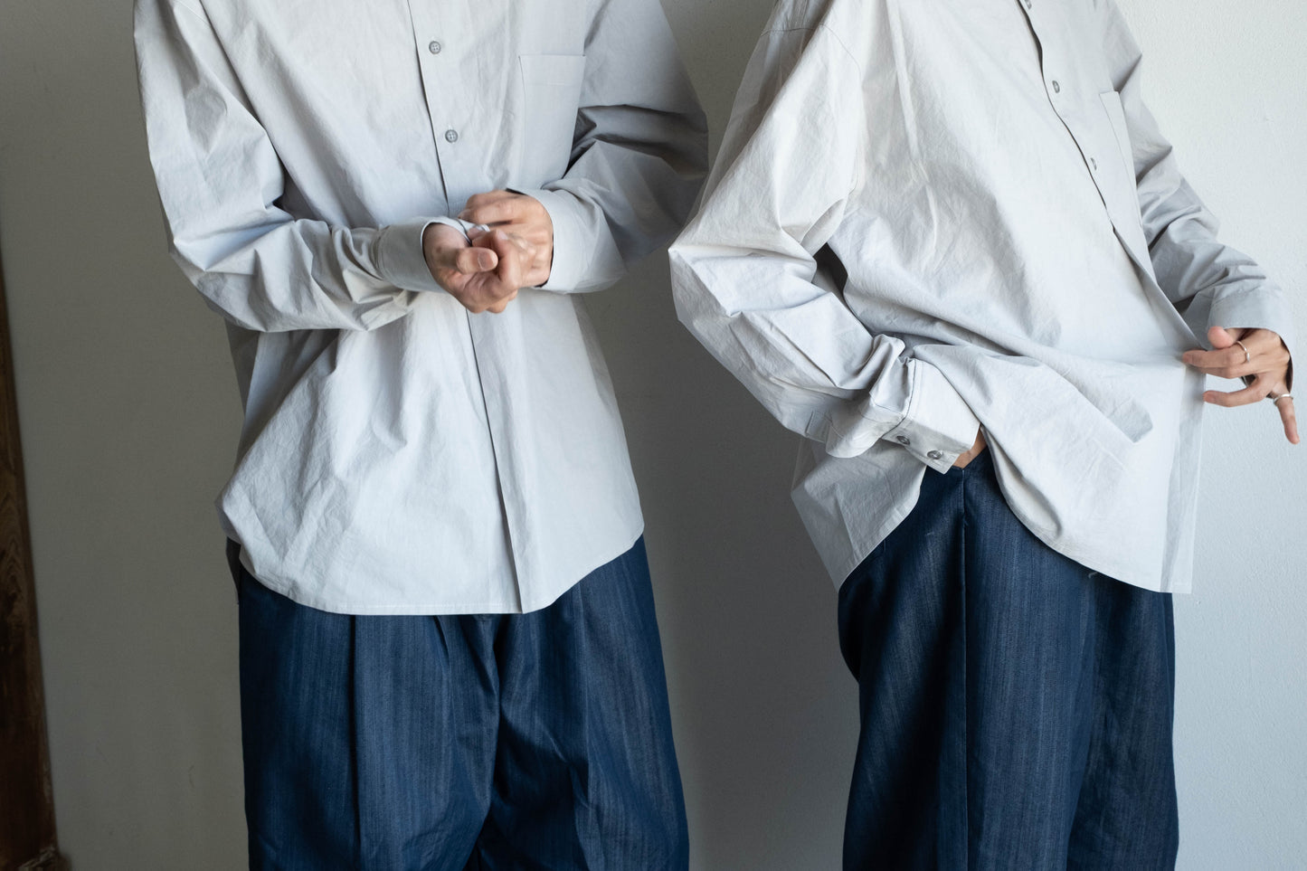 半開襟活摺襯衫 - 淺灰