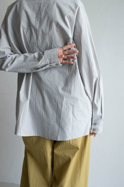 半開襟活摺襯衫 - 淺灰