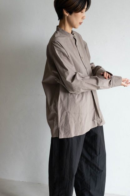 半開襟活摺襯衫 - 灰褐