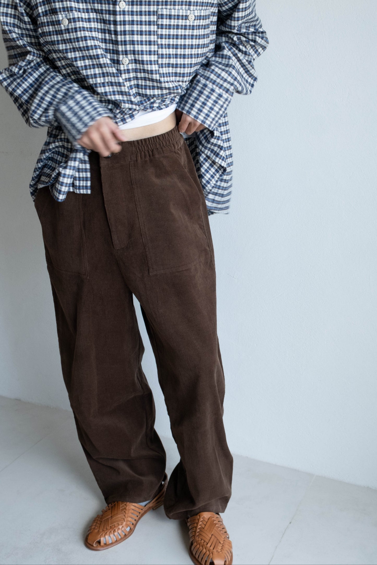 燈芯絨貼袋長褲 - 咖啡