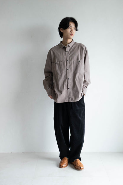 雙口袋日常襯衫 - 卡其