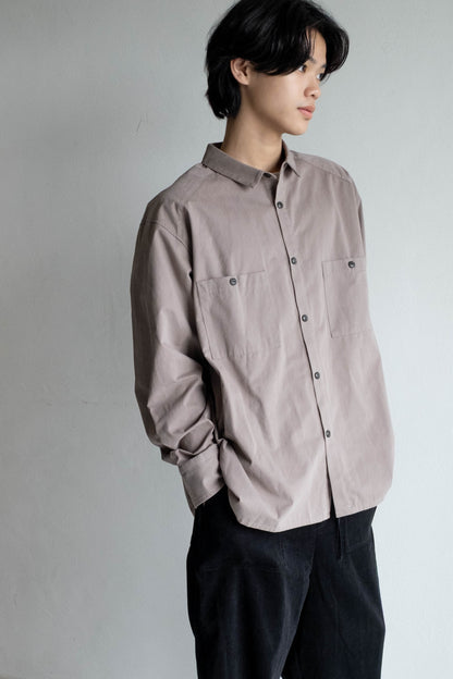 雙口袋日常襯衫 - 卡其