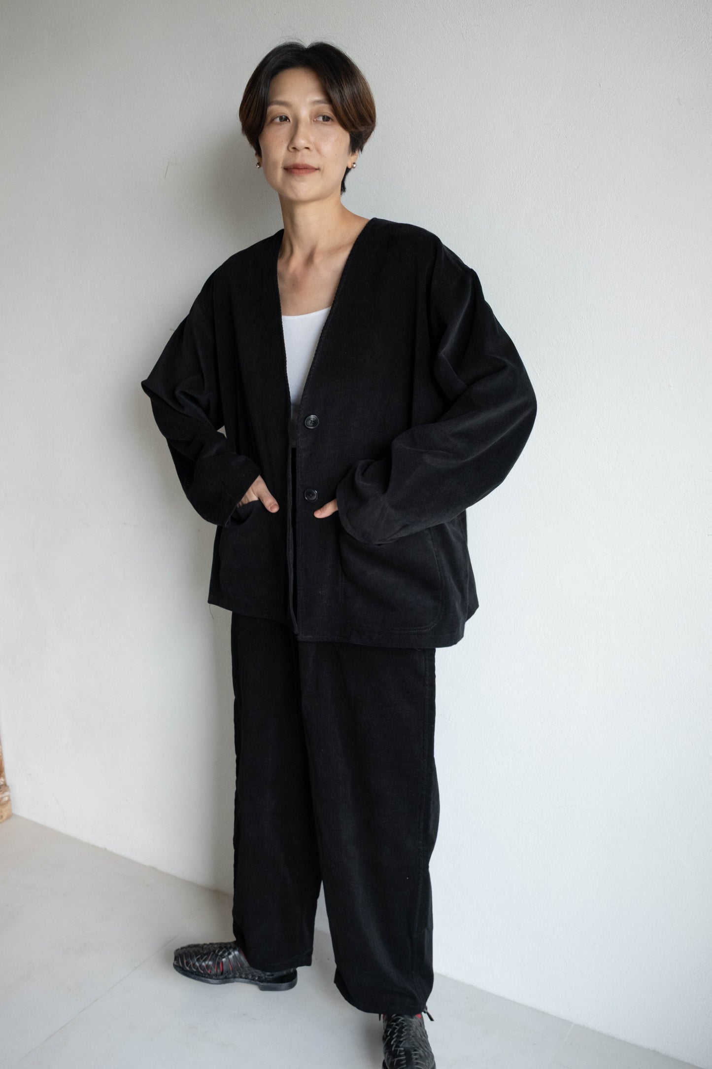 燈芯絨V領外套 (2 colors)