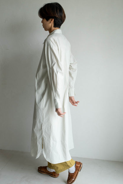 翻領長版襯衫外套 - 米白