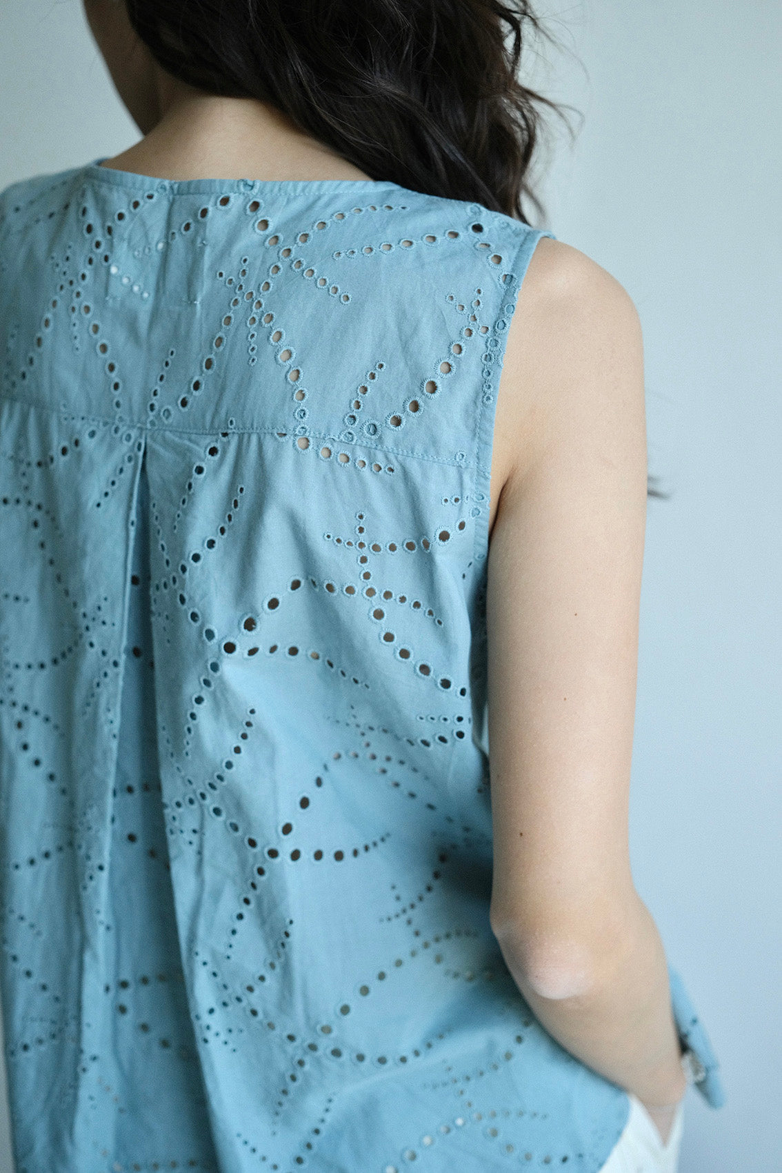 刺繡蕾絲背心 (3色)