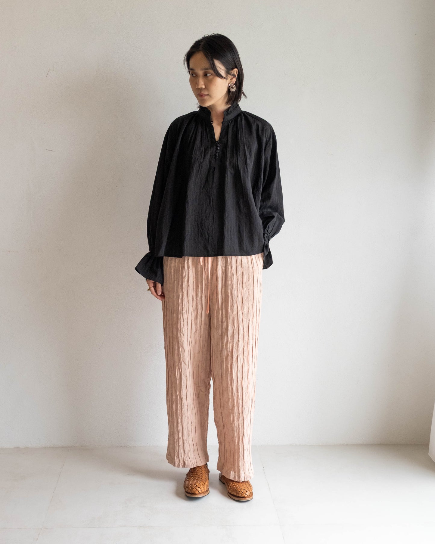 抓褶布直筒日常褲 - 乾燥粉 new