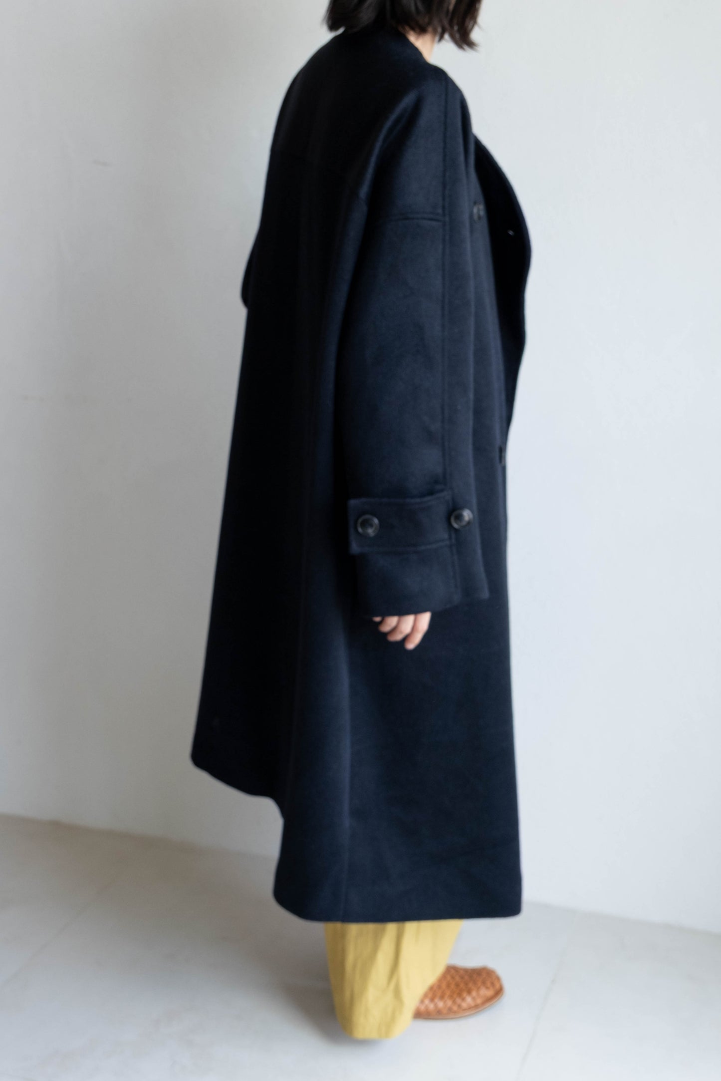 60%羊毛雙排扣大衣 - 黑藍