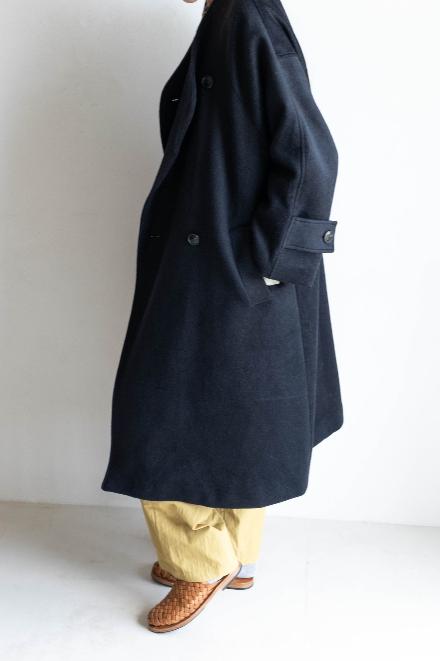 60%羊毛雙排扣大衣 - 黑藍