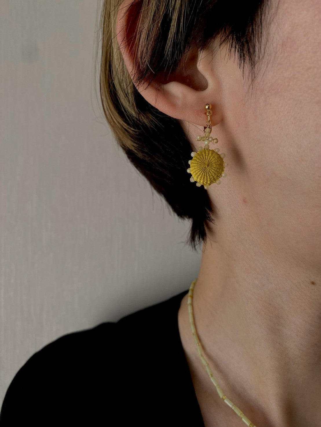 coron earring